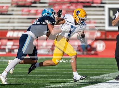 Thumbnail 1 in Salem Hills vs. Orem (UHSAA 5A Semifinal) photogallery.