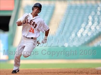 Thumbnail 1 in Huntington Beach vs. Crespi (CIF SS D2 Final) photogallery.