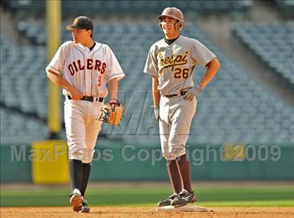 Thumbnail 1 in Huntington Beach vs. Crespi (CIF SS D2 Final) photogallery.
