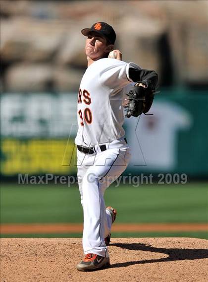 Thumbnail 2 in Huntington Beach vs. Crespi (CIF SS D2 Final) photogallery.