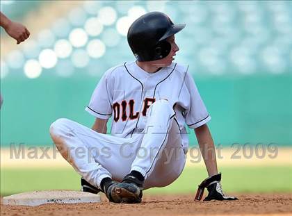 Thumbnail 2 in Huntington Beach vs. Crespi (CIF SS D2 Final) photogallery.