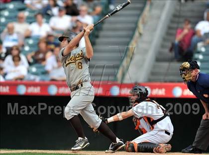 Thumbnail 1 in Huntington Beach vs. Crespi (CIF SS D2 Final) photogallery.