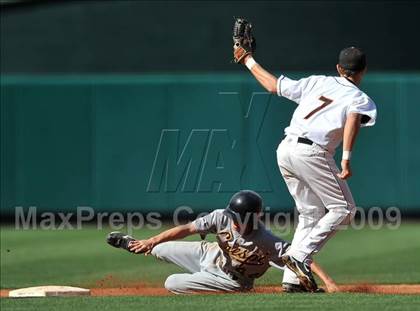 Thumbnail 2 in Huntington Beach vs. Crespi (CIF SS D2 Final) photogallery.