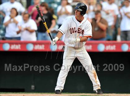 Thumbnail 3 in Huntington Beach vs. Crespi (CIF SS D2 Final) photogallery.