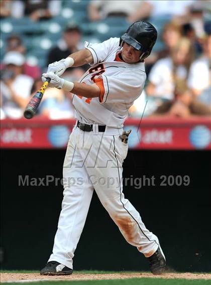 Thumbnail 2 in Huntington Beach vs. Crespi (CIF SS D2 Final) photogallery.