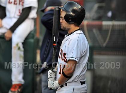 Thumbnail 2 in Huntington Beach vs. Crespi (CIF SS D2 Final) photogallery.