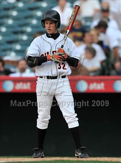 Thumbnail 3 in Huntington Beach vs. Crespi (CIF SS D2 Final) photogallery.