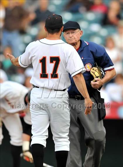 Thumbnail 3 in Huntington Beach vs. Crespi (CIF SS D2 Final) photogallery.