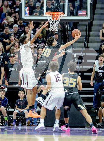 Thumbnail 1 in Bishop Montgomery vs Woodcreek (CIF State Open Final) photogallery.