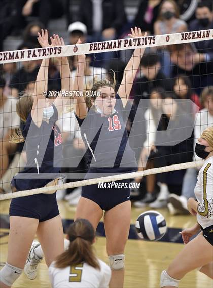 Thumbnail 1 in Laguna Hills @ Beckman photogallery.