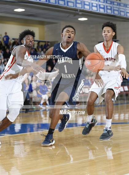 Thumbnail 3 in Hamilton Heights Christian Academy vs Ensworth (Dr Pepper TEN Classic) photogallery.