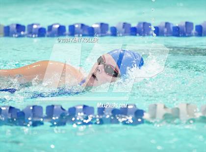 Thumbnail 3 in Warren Woods-Tower vs. Mott (Titan Relays) photogallery.