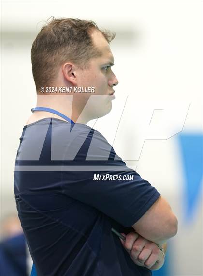 Thumbnail 1 in Warren Woods-Tower vs. Mott (Titan Relays) photogallery.