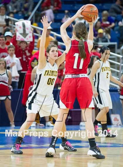 Thumbnail 3 in Fairview vs. Lacassine (LHSAA Class B Final) photogallery.