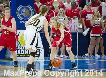 Thumbnail 2 in Fairview vs. Lacassine (LHSAA Class B Final) photogallery.