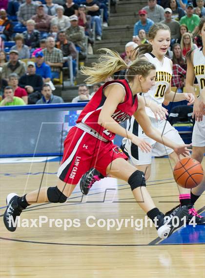 Thumbnail 3 in Fairview vs. Lacassine (LHSAA Class B Final) photogallery.