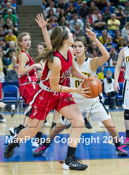 Thumbnail 2 in Fairview vs. Lacassine (LHSAA Class B Final) photogallery.