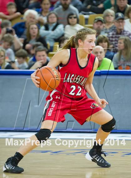 Thumbnail 3 in Fairview vs. Lacassine (LHSAA Class B Final) photogallery.