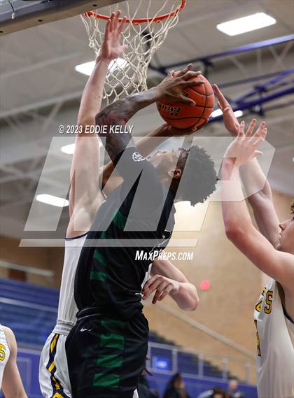 Thumbnail 1 in Highland Park vs. Clear Falls (In-N-Out Tournament) photogallery.