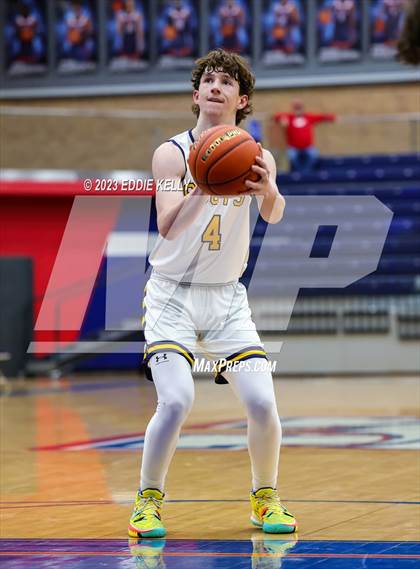 Thumbnail 3 in Highland Park vs. Clear Falls (In-N-Out Tournament) photogallery.