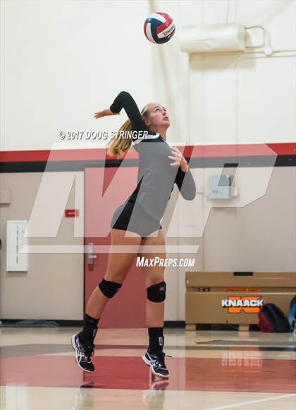Thumbnail 1 in Foothill @ Monte Vista photogallery.