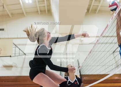 Thumbnail 1 in Foothill @ Monte Vista photogallery.