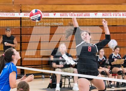Thumbnail 3 in Foothill @ Monte Vista photogallery.