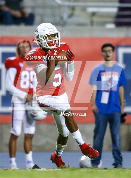 Thumbnail 3 in Clovis West vs. Buchanan photogallery.