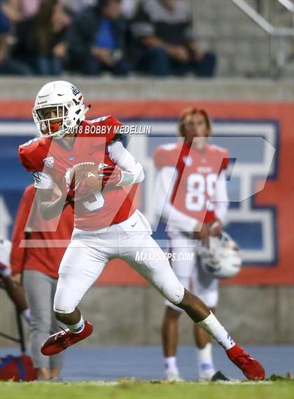Thumbnail 1 in Clovis West vs. Buchanan photogallery.