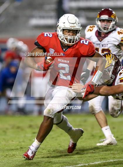Thumbnail 3 in Clovis West vs. Buchanan photogallery.
