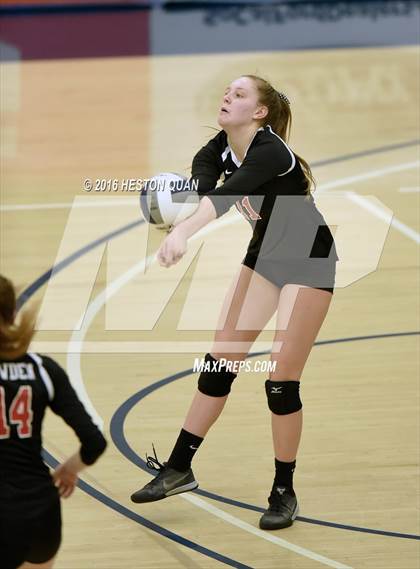Thumbnail 1 in Saint Joseph vs. Glendora (CIF SS D3 Final) photogallery.