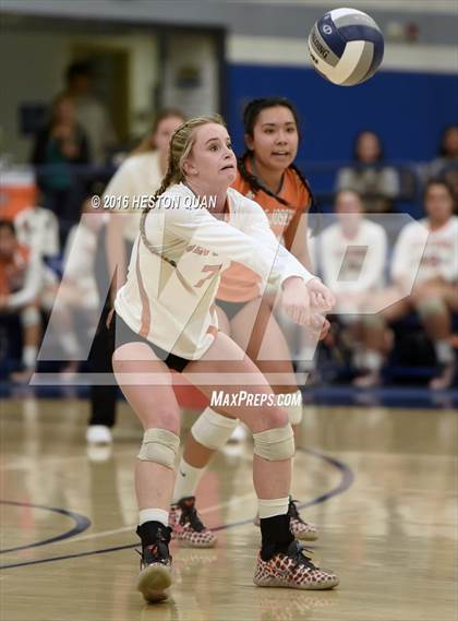 Thumbnail 2 in Saint Joseph vs. Glendora (CIF SS D3 Final) photogallery.