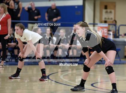 Thumbnail 2 in Saint Joseph vs. Glendora (CIF SS D3 Final) photogallery.