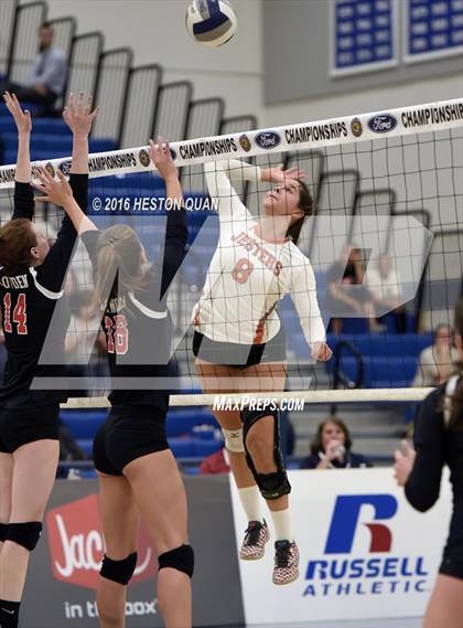 Thumbnail 3 in Saint Joseph vs. Glendora (CIF SS D3 Final) photogallery.
