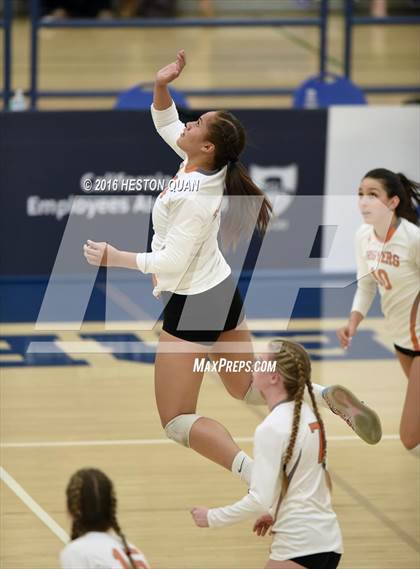 Thumbnail 2 in Saint Joseph vs. Glendora (CIF SS D3 Final) photogallery.