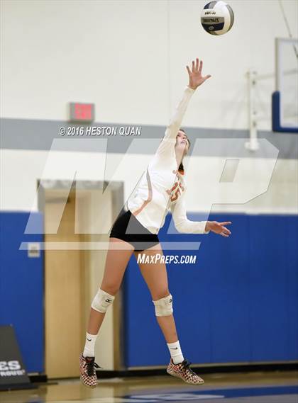 Thumbnail 3 in Saint Joseph vs. Glendora (CIF SS D3 Final) photogallery.