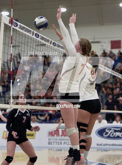 Thumbnail 2 in Saint Joseph vs. Glendora (CIF SS D3 Final) photogallery.