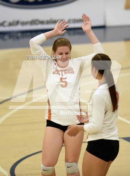 Thumbnail 1 in Saint Joseph vs. Glendora (CIF SS D3 Final) photogallery.