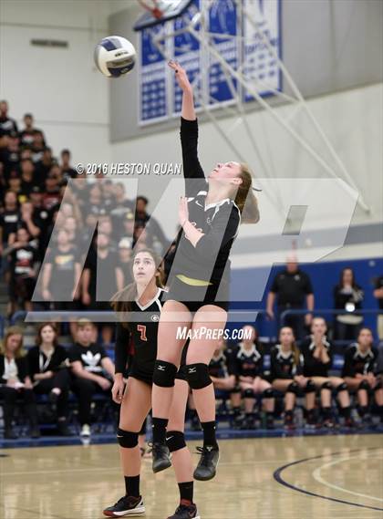 Thumbnail 2 in Saint Joseph vs. Glendora (CIF SS D3 Final) photogallery.