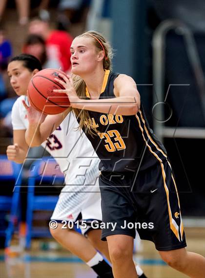 Thumbnail 1 in North vs South (Sacramento Optimist All-Star Basketball) photogallery.