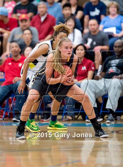 Thumbnail 2 in North vs South (Sacramento Optimist All-Star Basketball) photogallery.