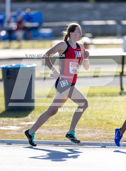 Thumbnail 1 in UF Relays (Saturday - 4 x 800 Meter Heat 1) photogallery.