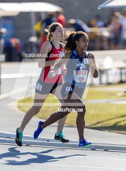 Thumbnail 3 in UF Relays (Saturday - 4 x 800 Meter Heat 1) photogallery.
