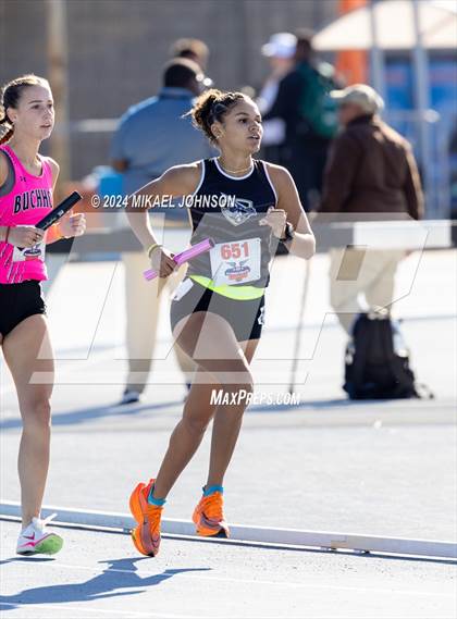 Thumbnail 3 in UF Relays (Saturday - 4 x 800 Meter Heat 1) photogallery.