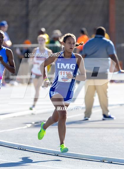 Thumbnail 3 in UF Relays (Saturday - 4 x 800 Meter Heat 1) photogallery.