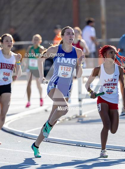 Thumbnail 2 in UF Relays (Saturday - 4 x 800 Meter Heat 1) photogallery.