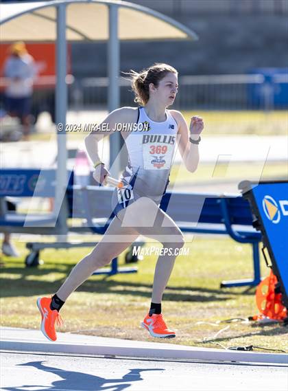 Thumbnail 1 in UF Relays (Saturday - 4 x 800 Meter Heat 1) photogallery.