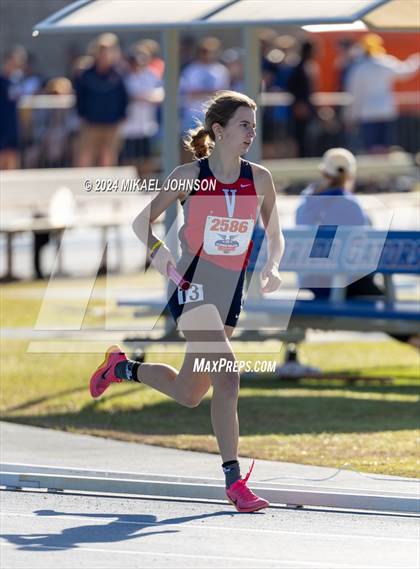 Thumbnail 3 in UF Relays (Saturday - 4 x 800 Meter Heat 1) photogallery.
