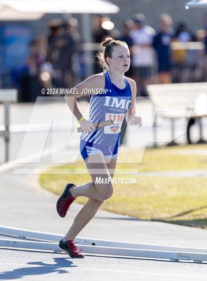 Thumbnail 1 in UF Relays (Saturday - 4 x 800 Meter Heat 1) photogallery.