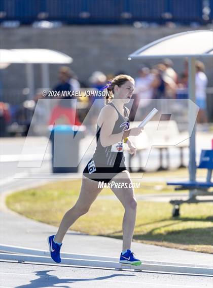 Thumbnail 3 in UF Relays (Saturday - 4 x 800 Meter Heat 1) photogallery.